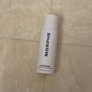 Morphe Lifeproof Setting Mist in White